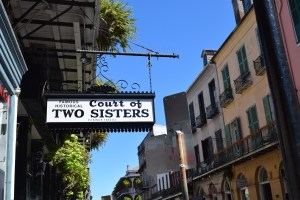 Court of Two Sisters has a daily jazz brunch