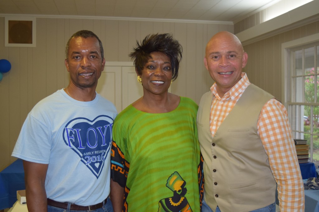 Jessie Miller, BJ Ferguson and Natchez Mayor Darryl Grennell at the Floyd Family Reunion