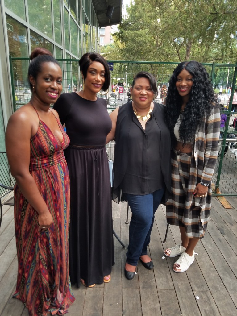 2 Girls Who Travel with Tami and Jazz