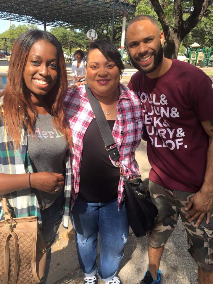 2 Girls Who Travel with Black Restaurant Week chair Warren Luckett
